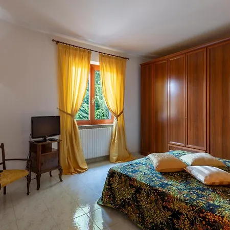 3 Bedroom Awesome In Stegidio Vibrata *